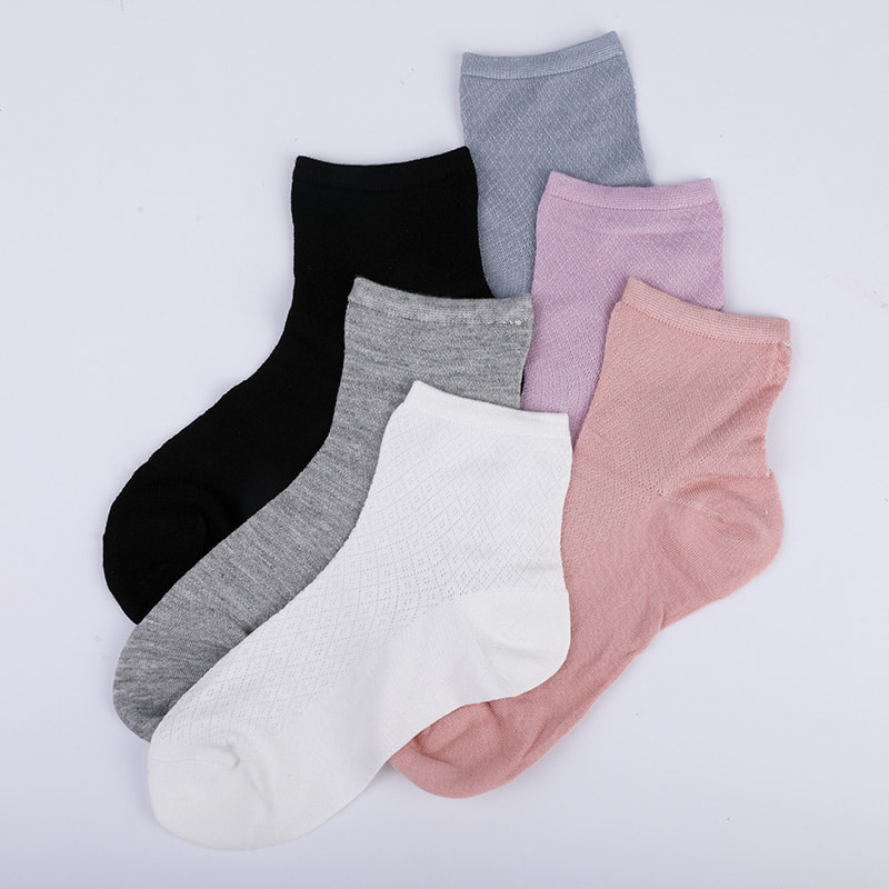 Měkká nylonová taška z bambusového vlákna, tenké malé diamantové ležérní dámské ponožky, ručně šité dámské ponožky WSD1689